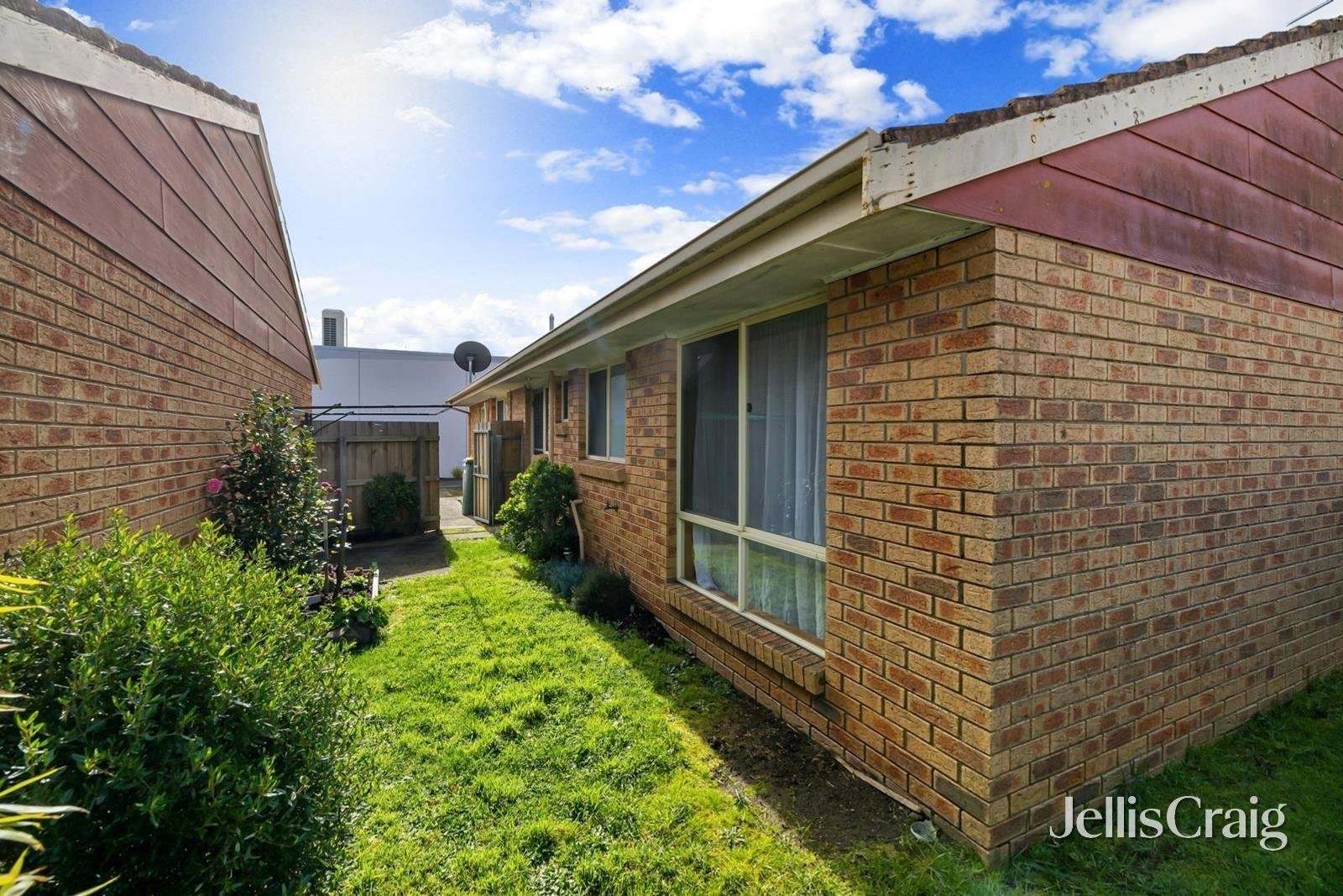 1/118 Albert Street, Sebastopol image 10