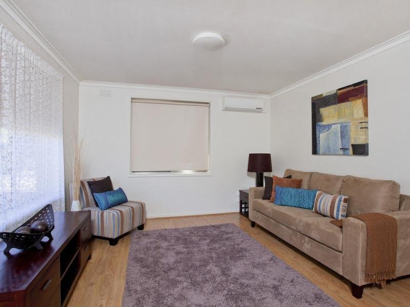 11/18 Fletcher Street, Essendon image 3