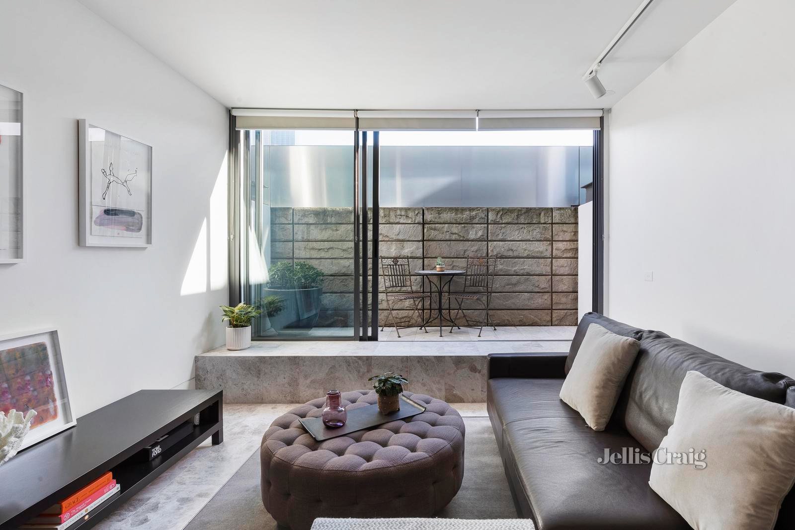 111/85 Rathdowne Street, Carlton image 4