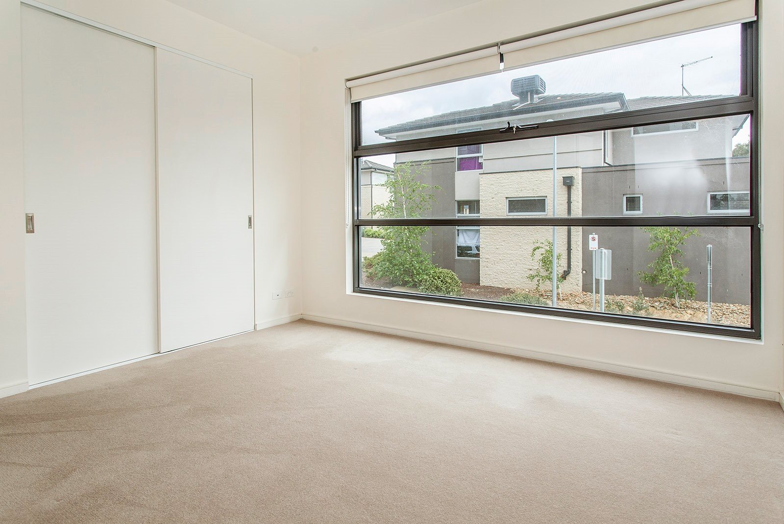 11/187 Reynolds Road, Doncaster East image 6