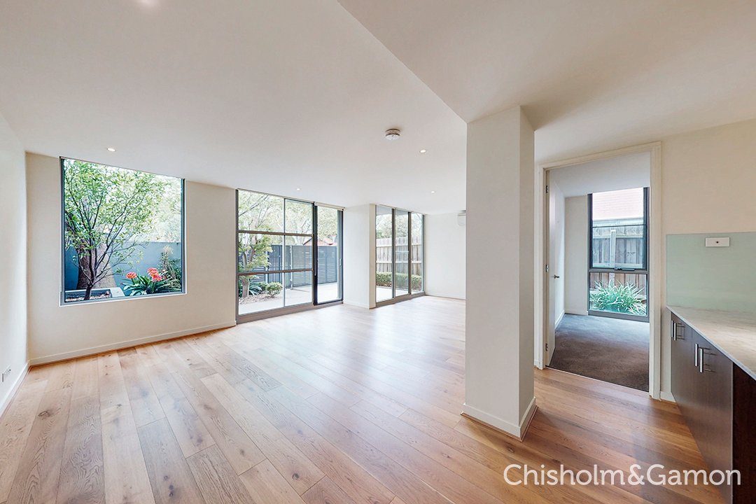 1/119 Tennyson Street, Elwood image 2