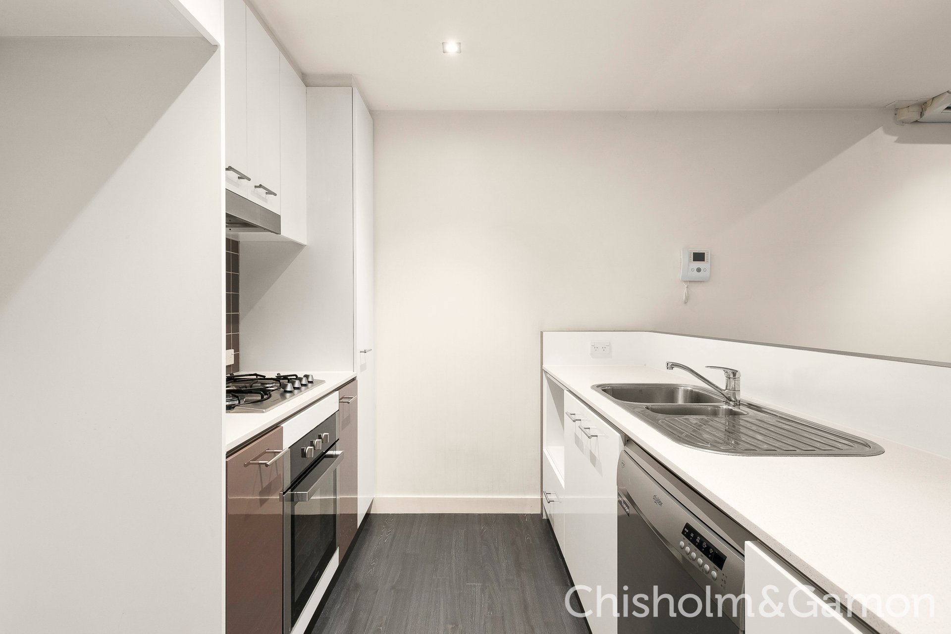 111/91 Dow Street, Port Melbourne image 2