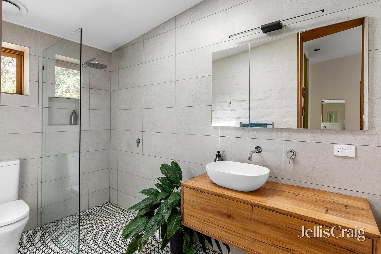 112-124 Bishop Avenue, Diamond&nbsp;Creek image 8