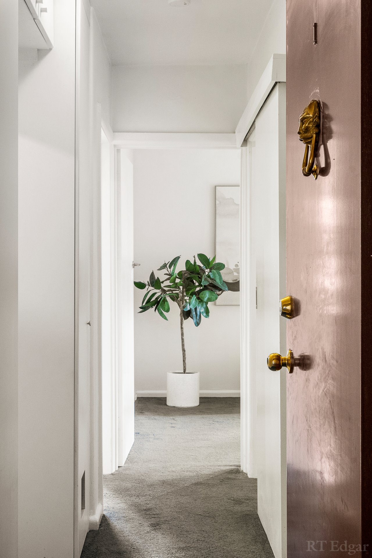 Property Gallery Thumbnail 2