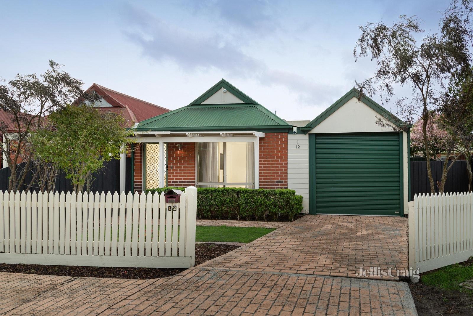 1/12 Benjamin Close, Bundoora image 1