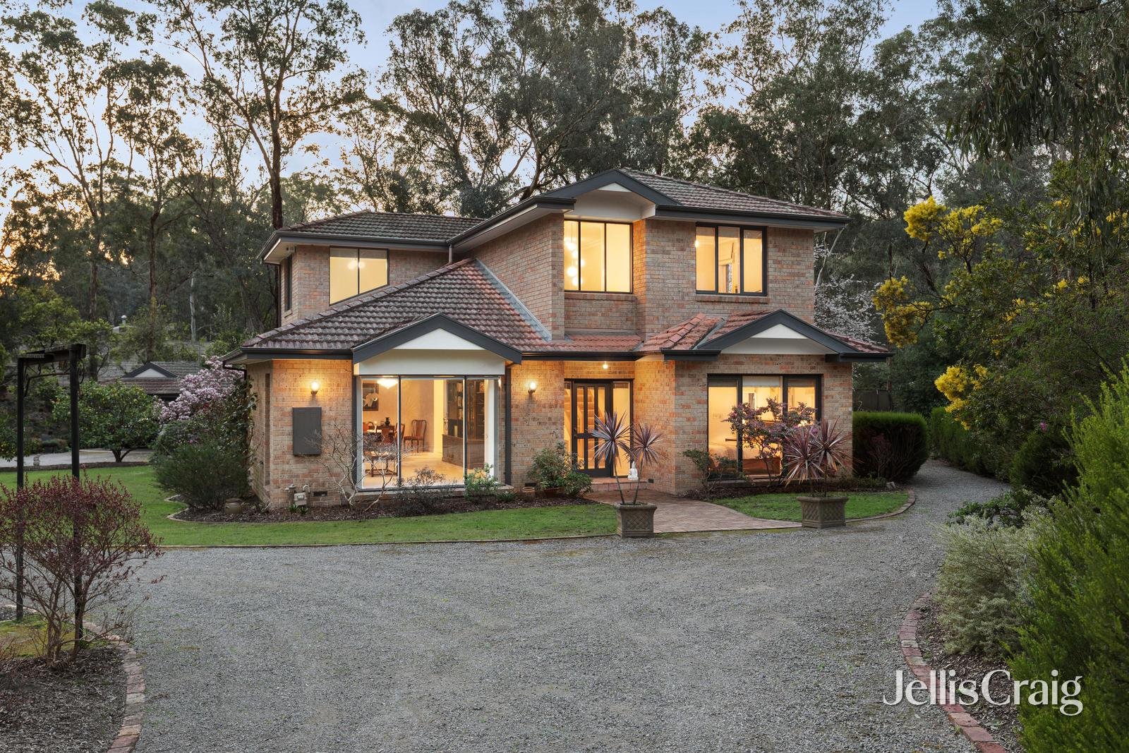 112 Bradleys Lane, North Warrandyte image 2