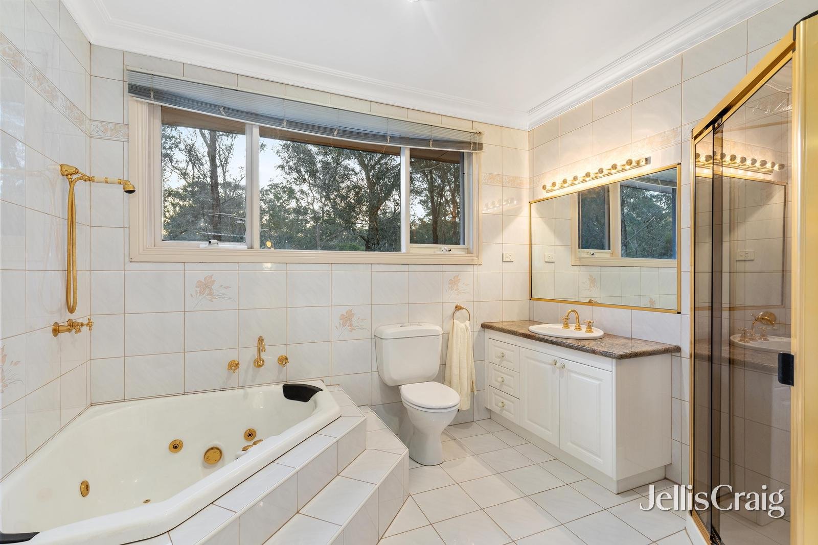112 Bradleys Lane, North Warrandyte image 11