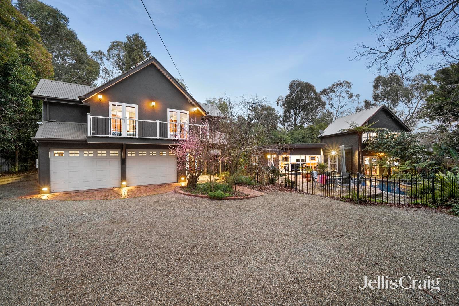 112 Cardigan Road, Mooroolbark image 2