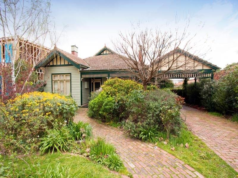 112 Carrington Road, Box Hill image 2