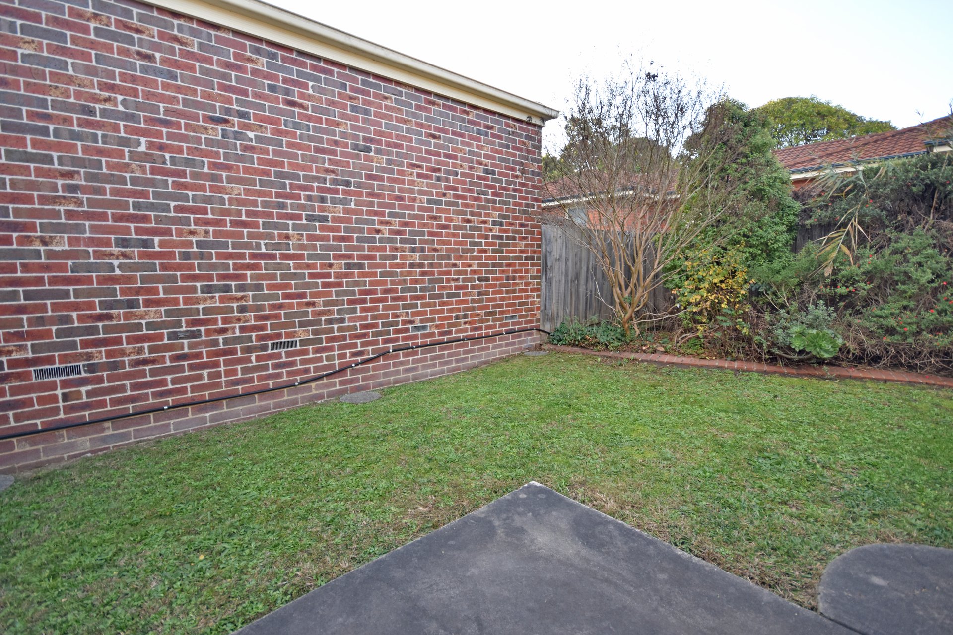 1/12 Civic Square, Croydon image 6