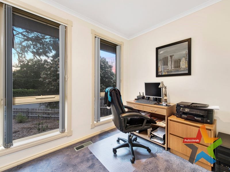 1/12 Dixon Court, Boronia image 9