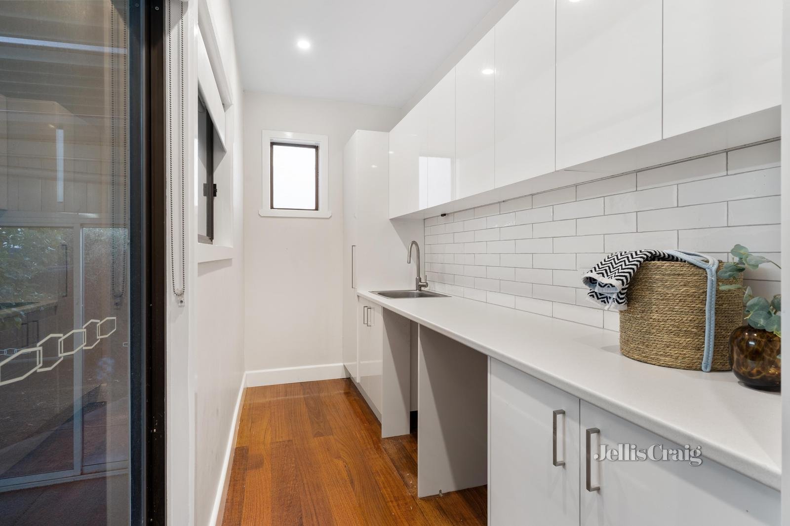 1/12 Donald Street, Blackburn South image 9