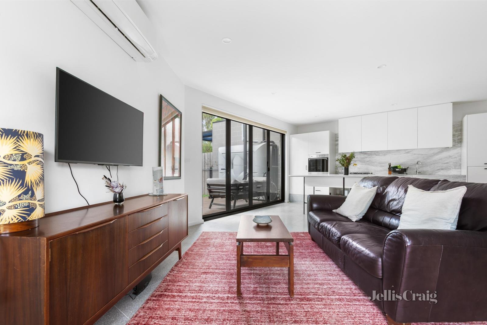 1/12 Farnan Street, Northcote image 4