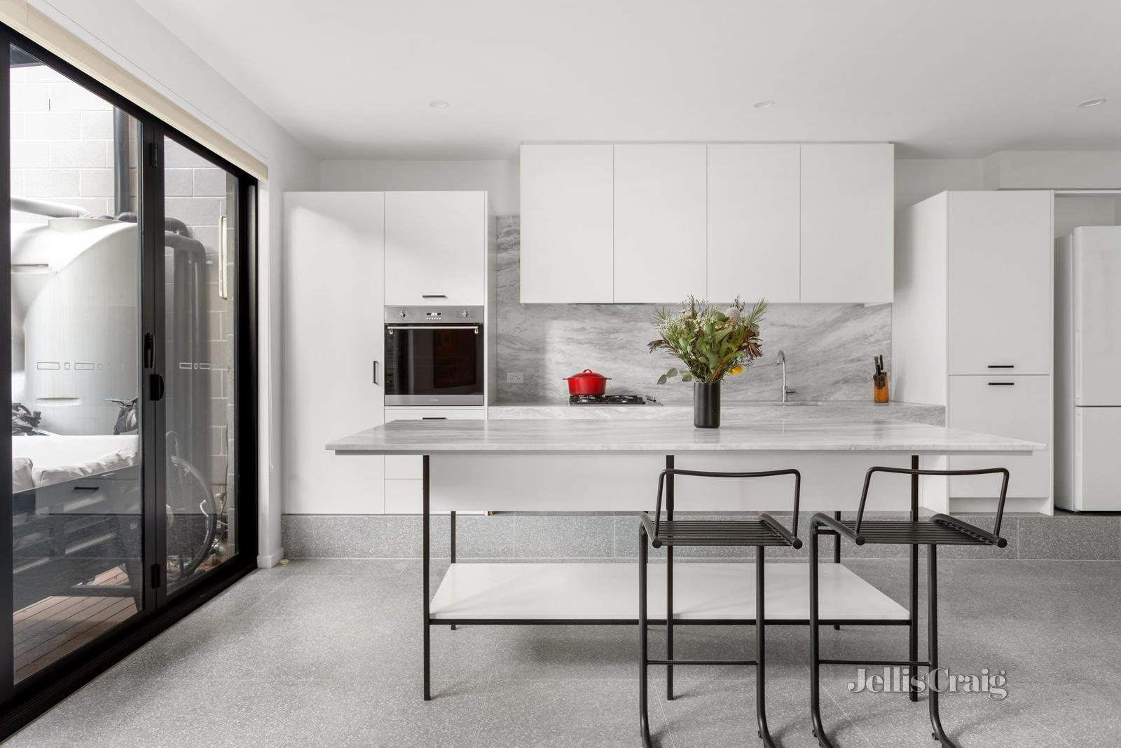 1/12 Farnan Street, Northcote image 5