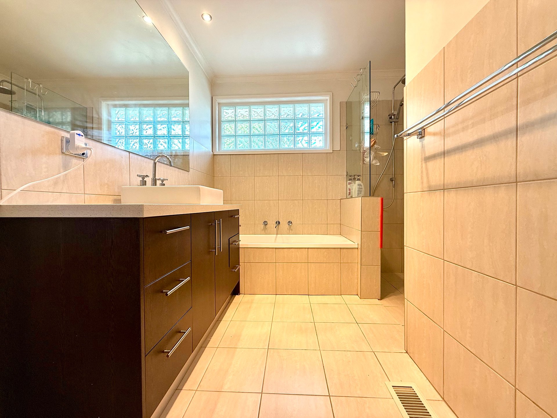 1/12 Finch Street, Doncaster&nbsp;East image 8