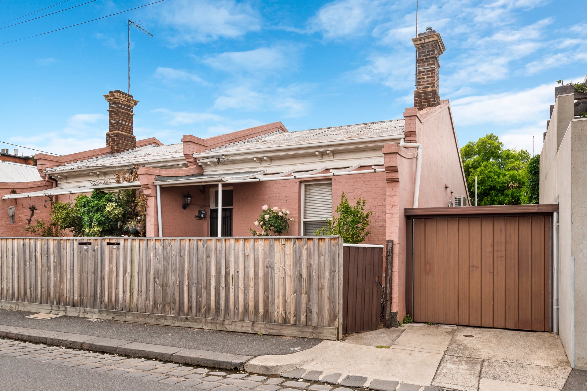 Property Gallery Thumbnail 8