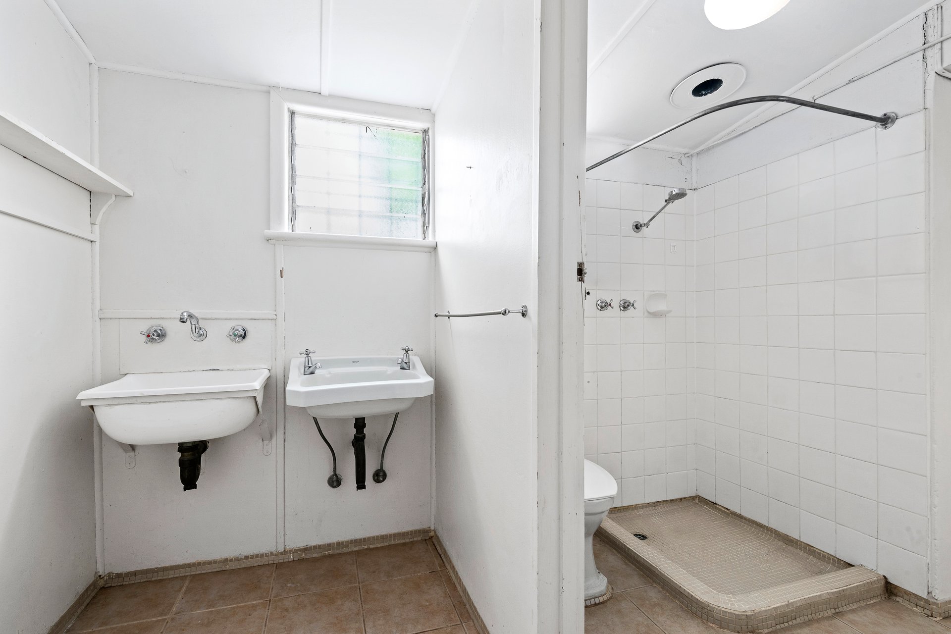 Property Gallery Thumbnail 5