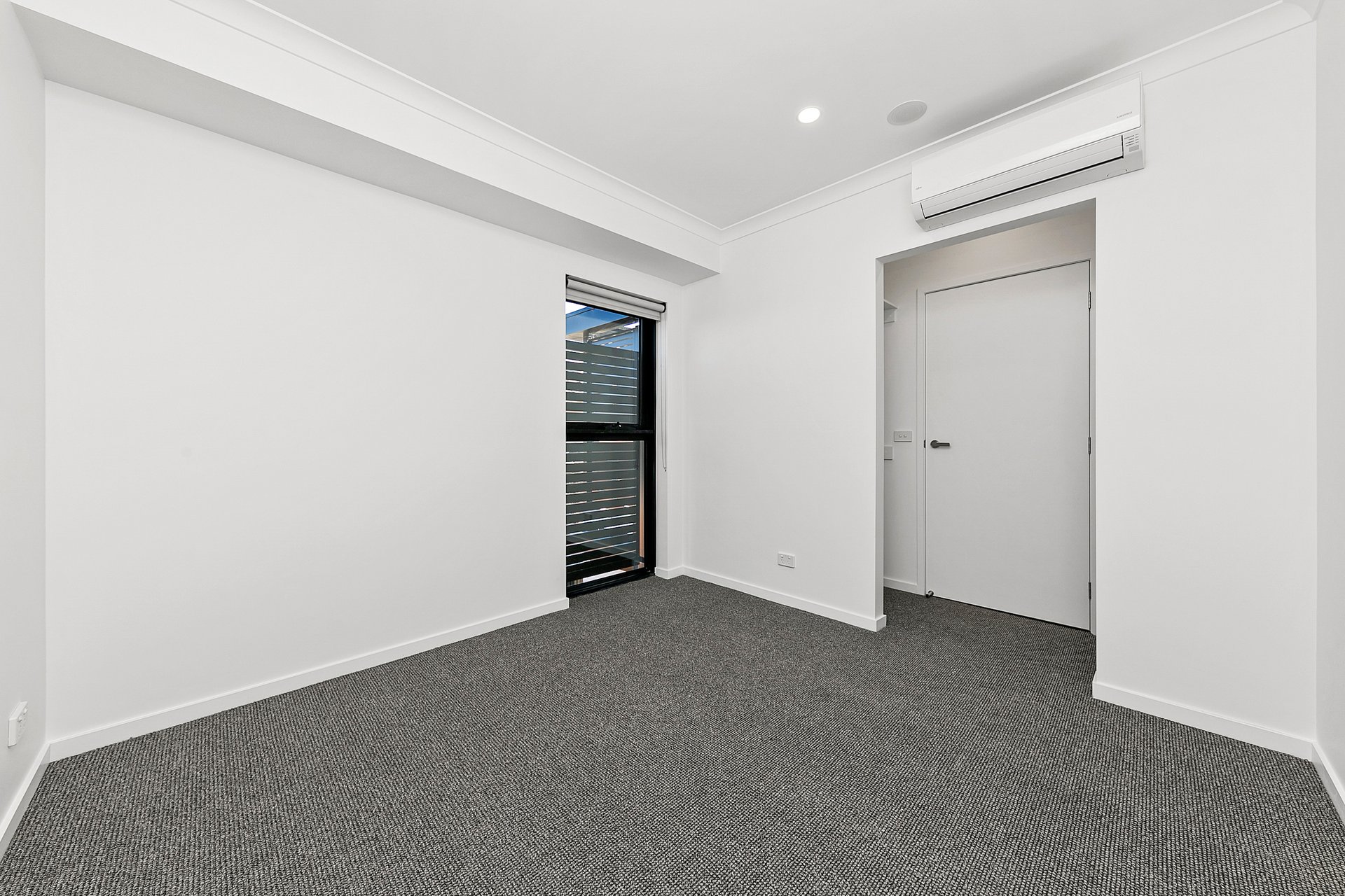 11/2 Howard Court, Clayton image 4