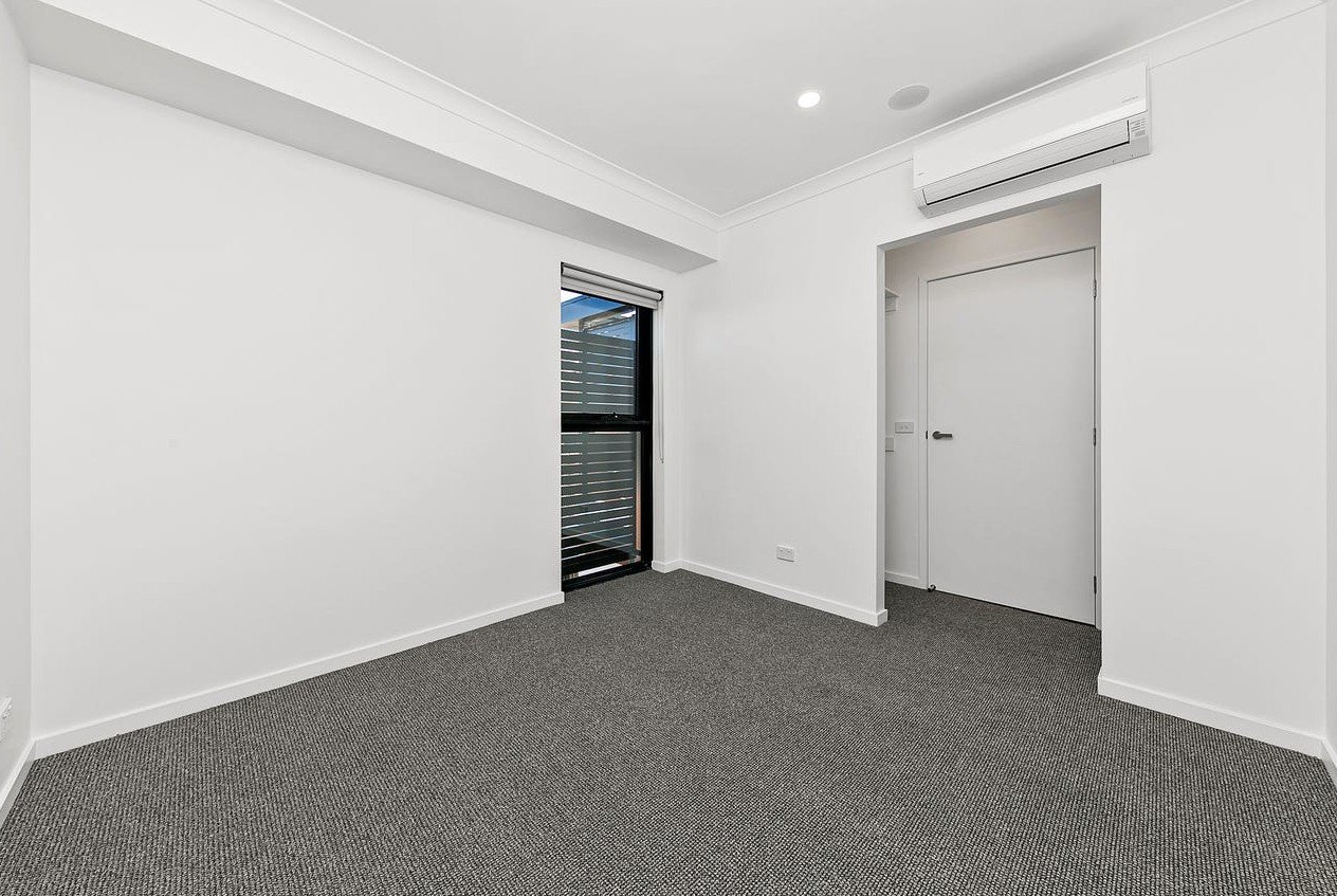 11/2 Howard Court, Clayton image 5