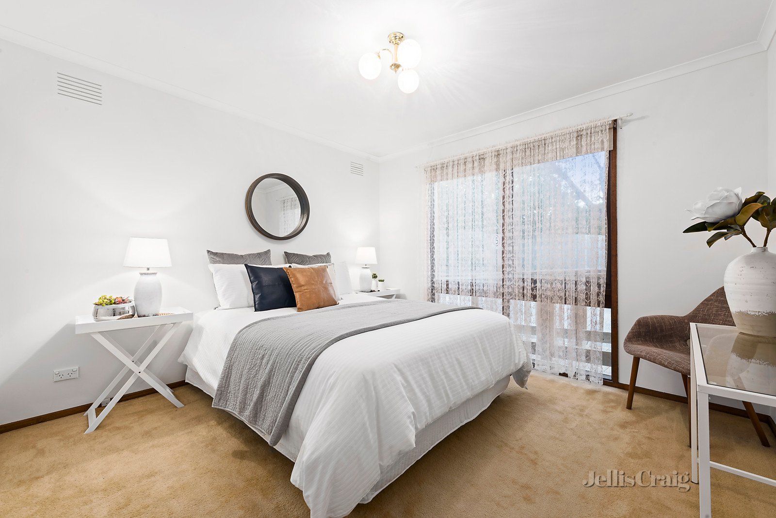 1/12 Hume Street, Greensborough image 6