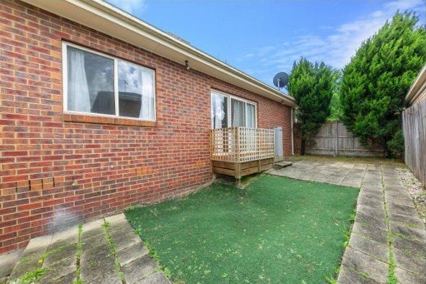 1/12 Jacana Court, Chadstone image 5