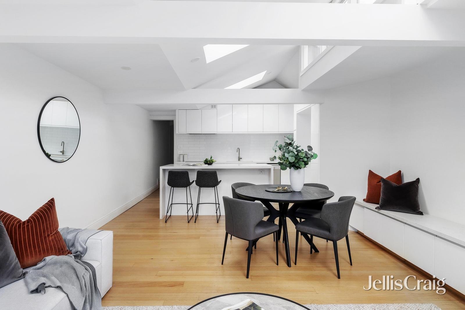 112 Kent Street, Richmond image 3