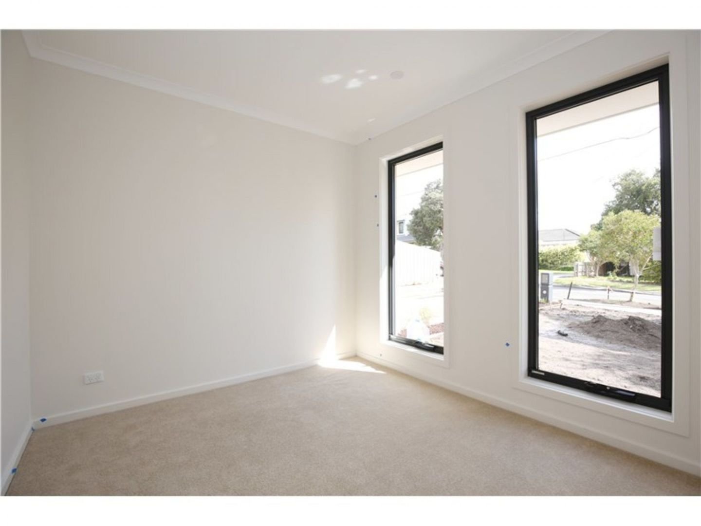 1/12 Keogh Street, Burwood image 3