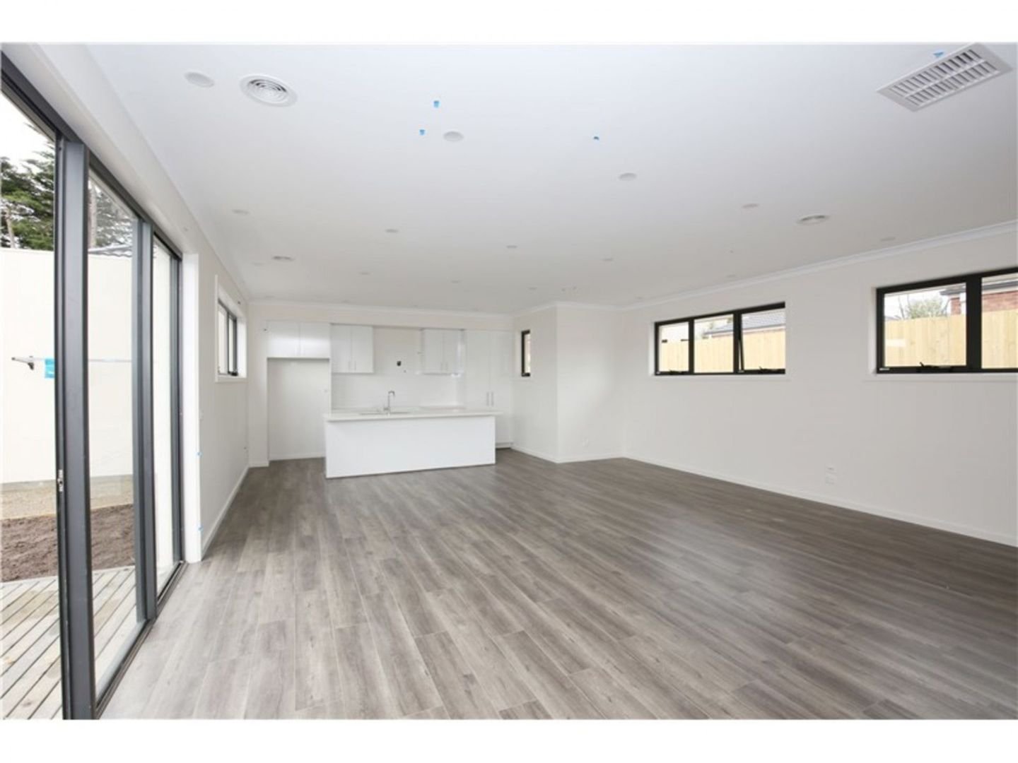 1/12 Keogh Street, Burwood image 2