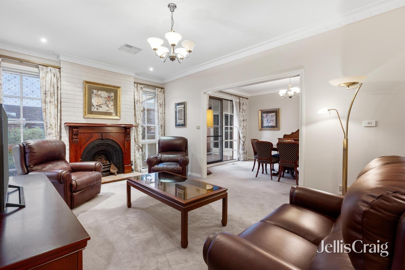 1/12 King Street, Balwyn image 2