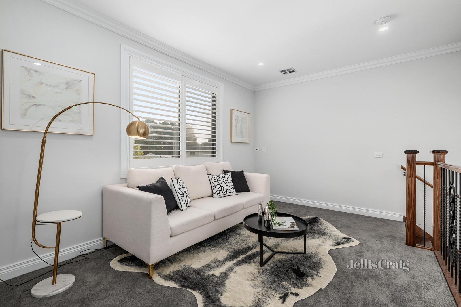 1/12 Lemair Avenue, Glen Waverley image 8