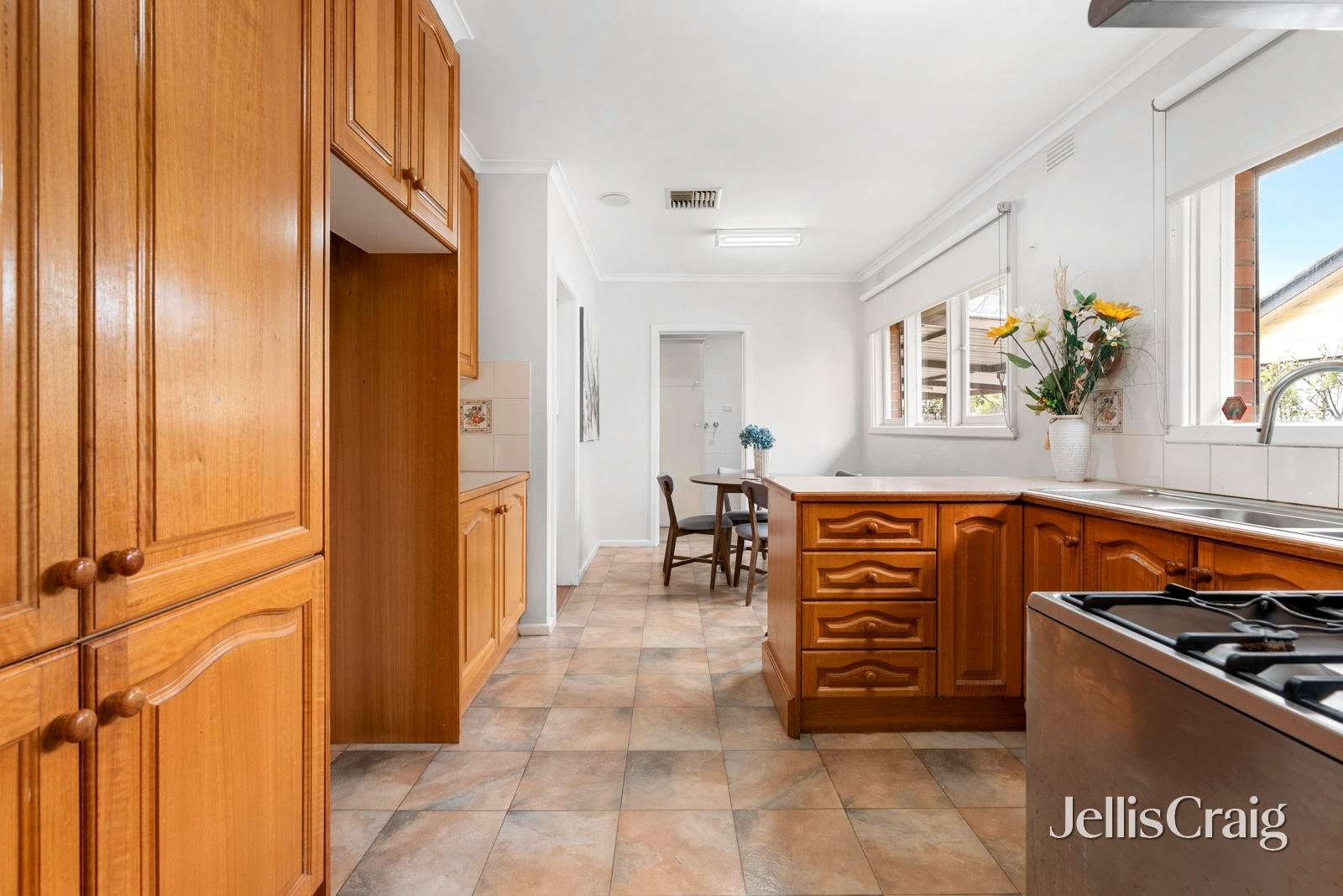 112 Marianne Way, Mount&nbsp;Waverley image 6