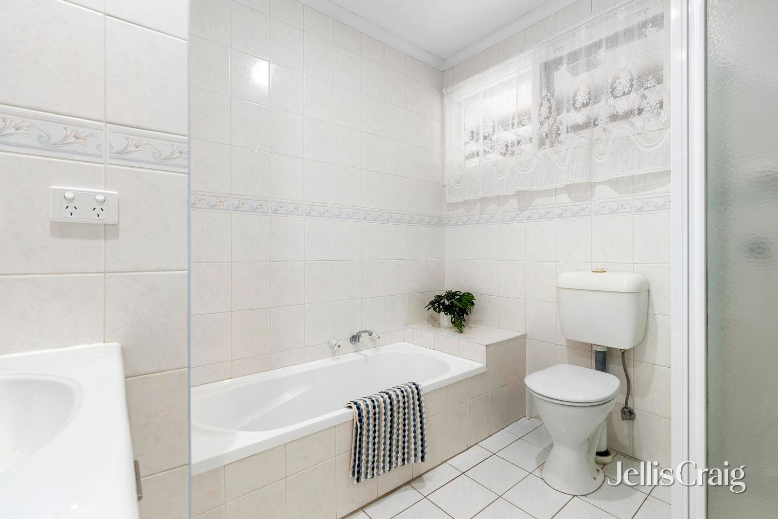 112 Marianne Way, Mount&nbsp;Waverley image 11