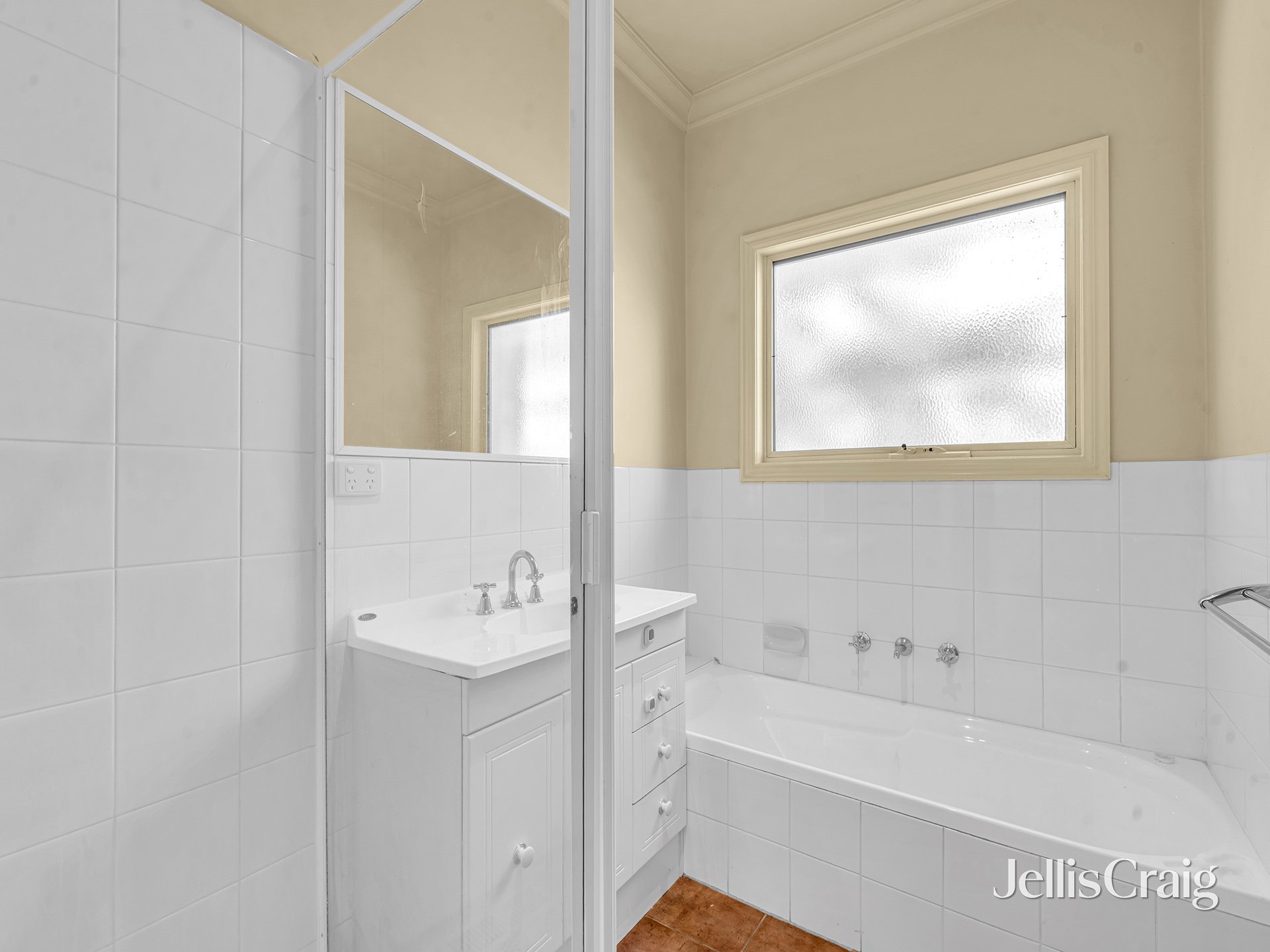 1/12 Mount Street, Glen&nbsp;Waverley image 5