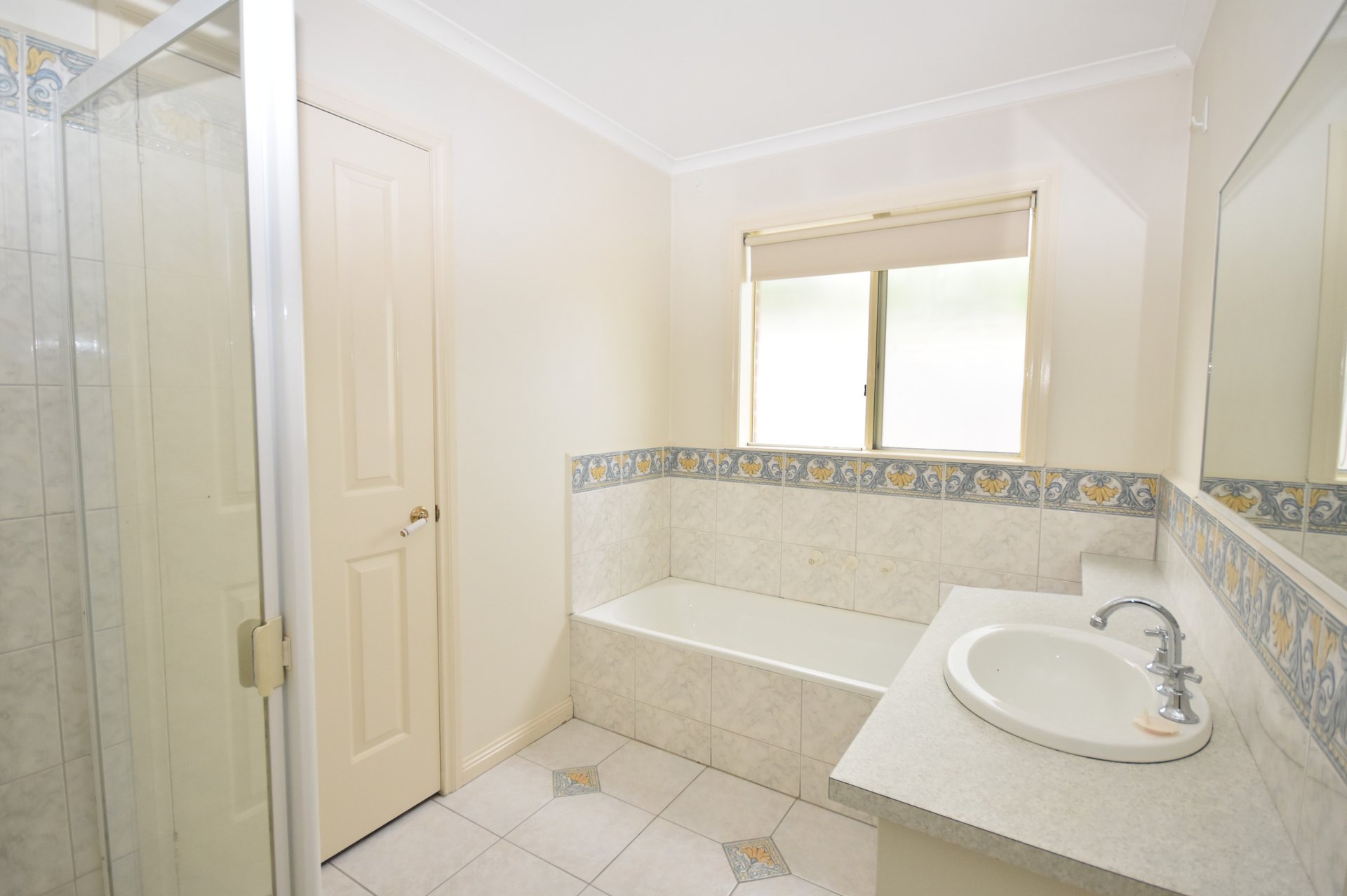 1/12 Mountain View Road, Kilsyth image 6