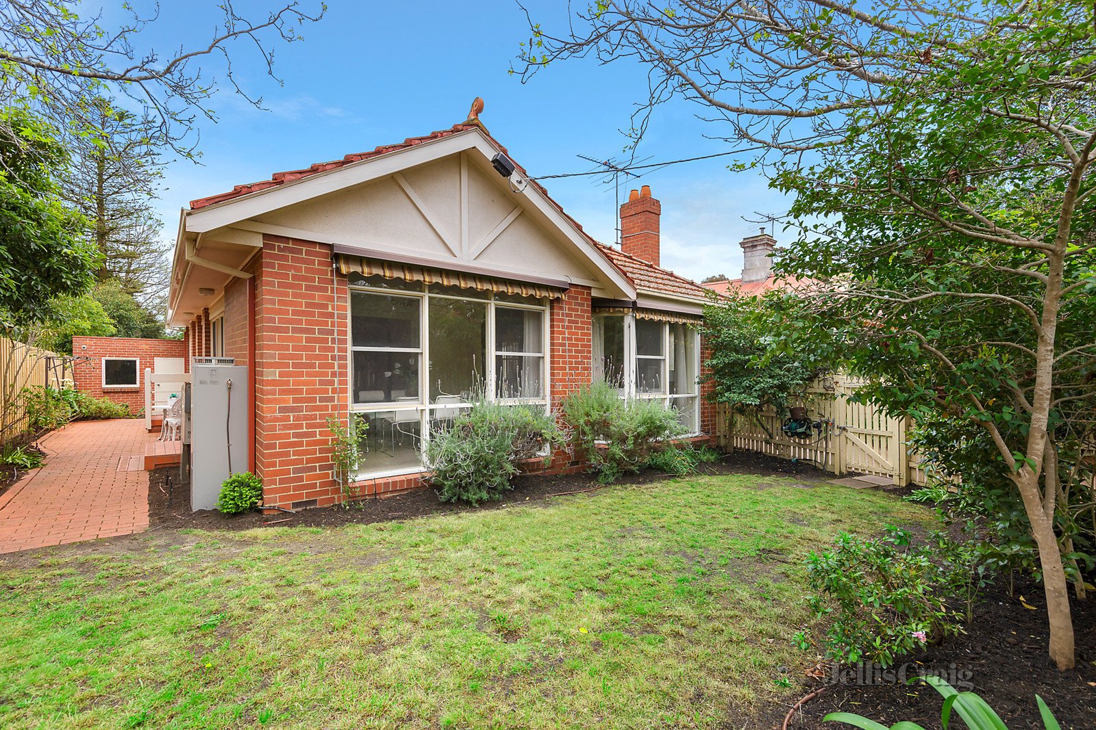 1/12 Nelson Road, Camberwell image 2