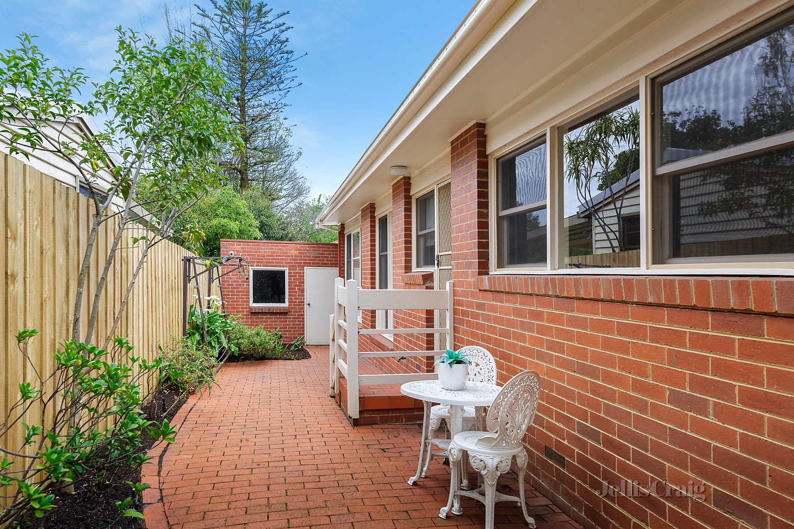 1/12 Nelson Road, Camberwell image 5