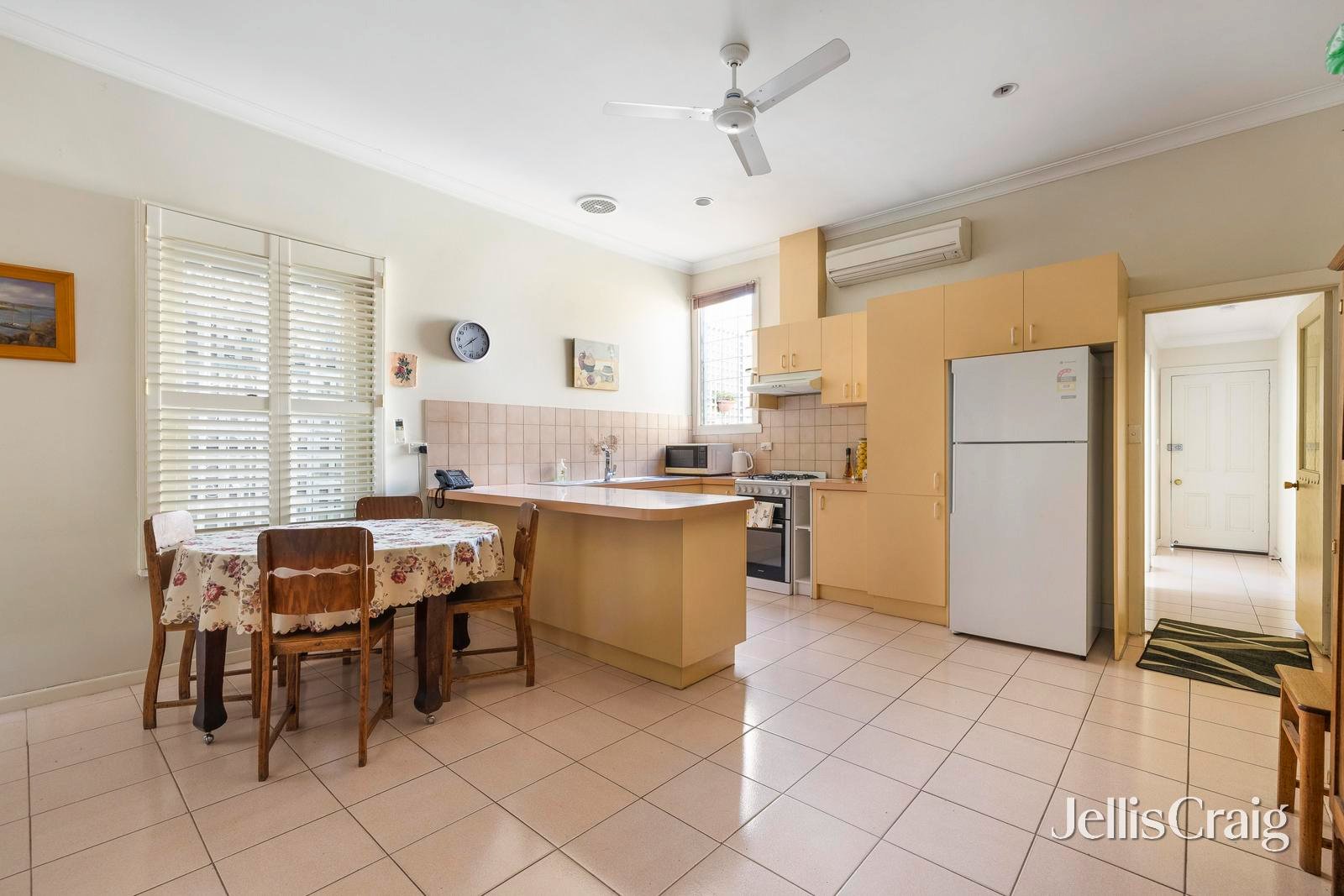 112 Pickles Street, South Melbourne image 2