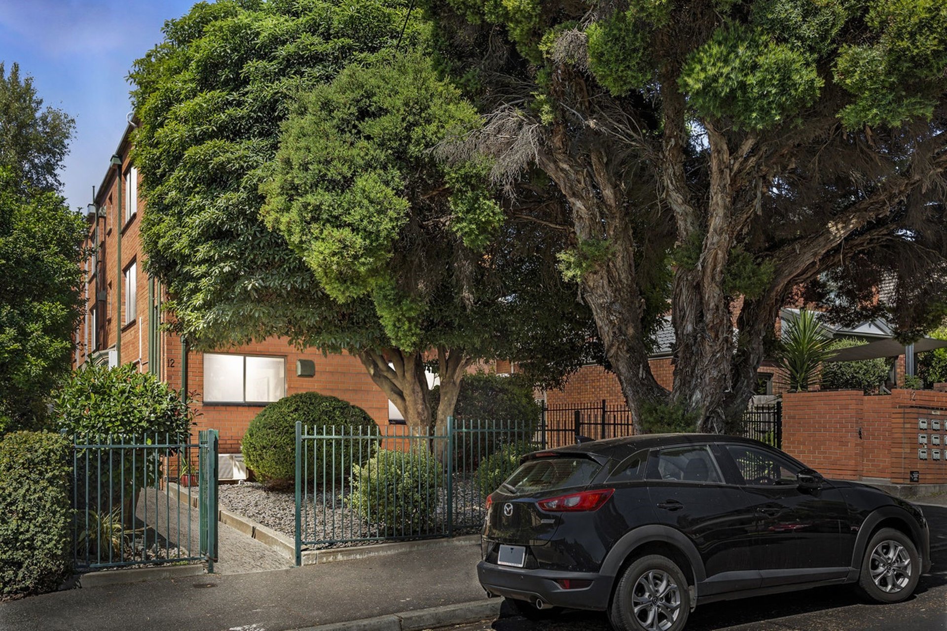 1/12 Pine Street, Hawthorn image 6