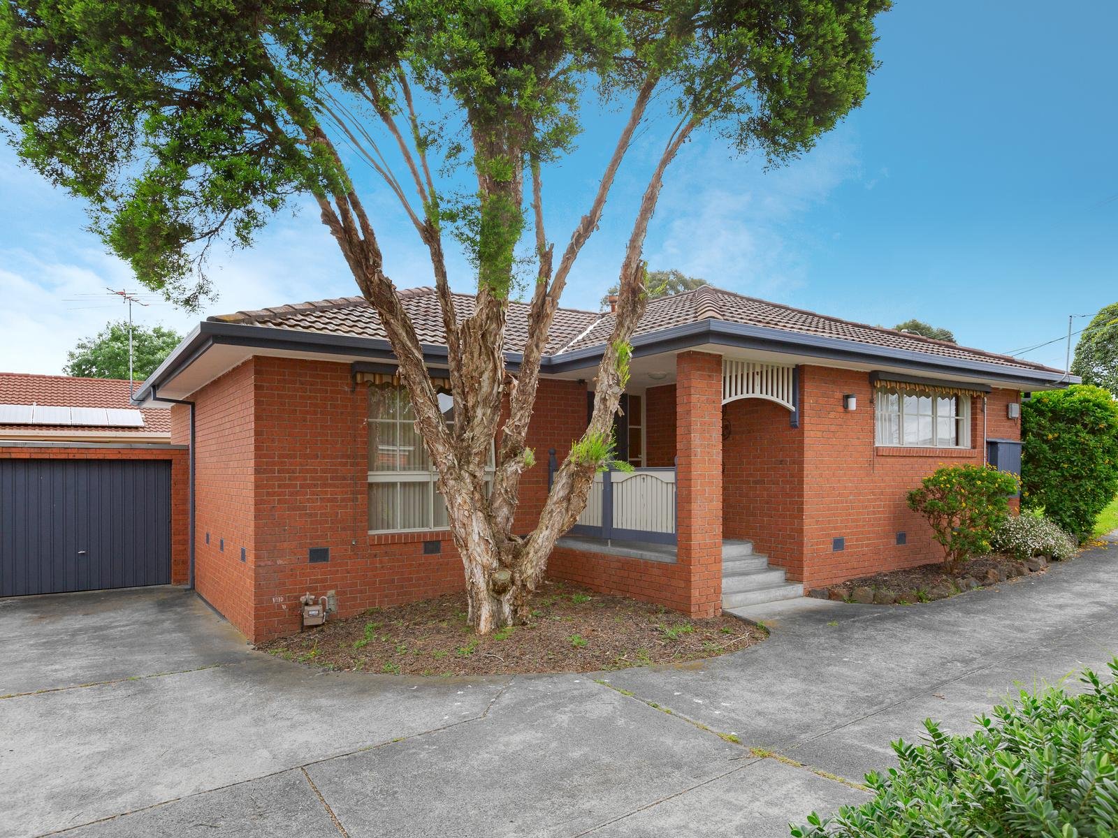 1/12 Quarry Road, Mitcham image 1