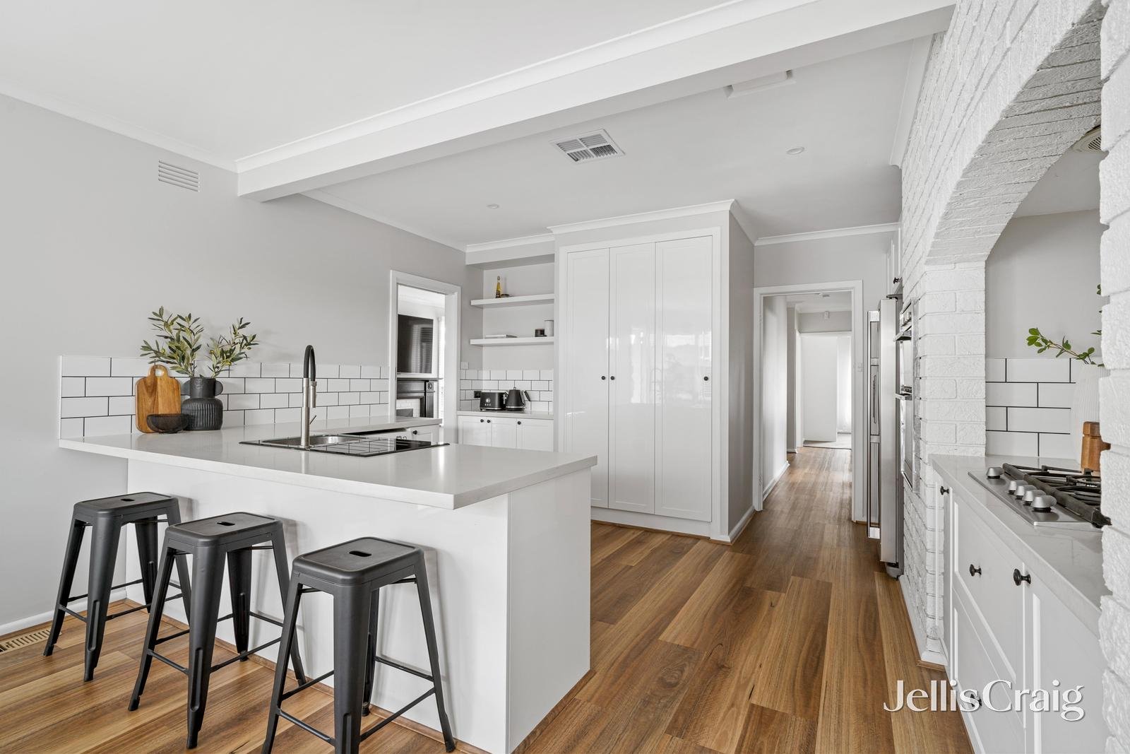 1/12 Springfield Street, Briar Hill image 5