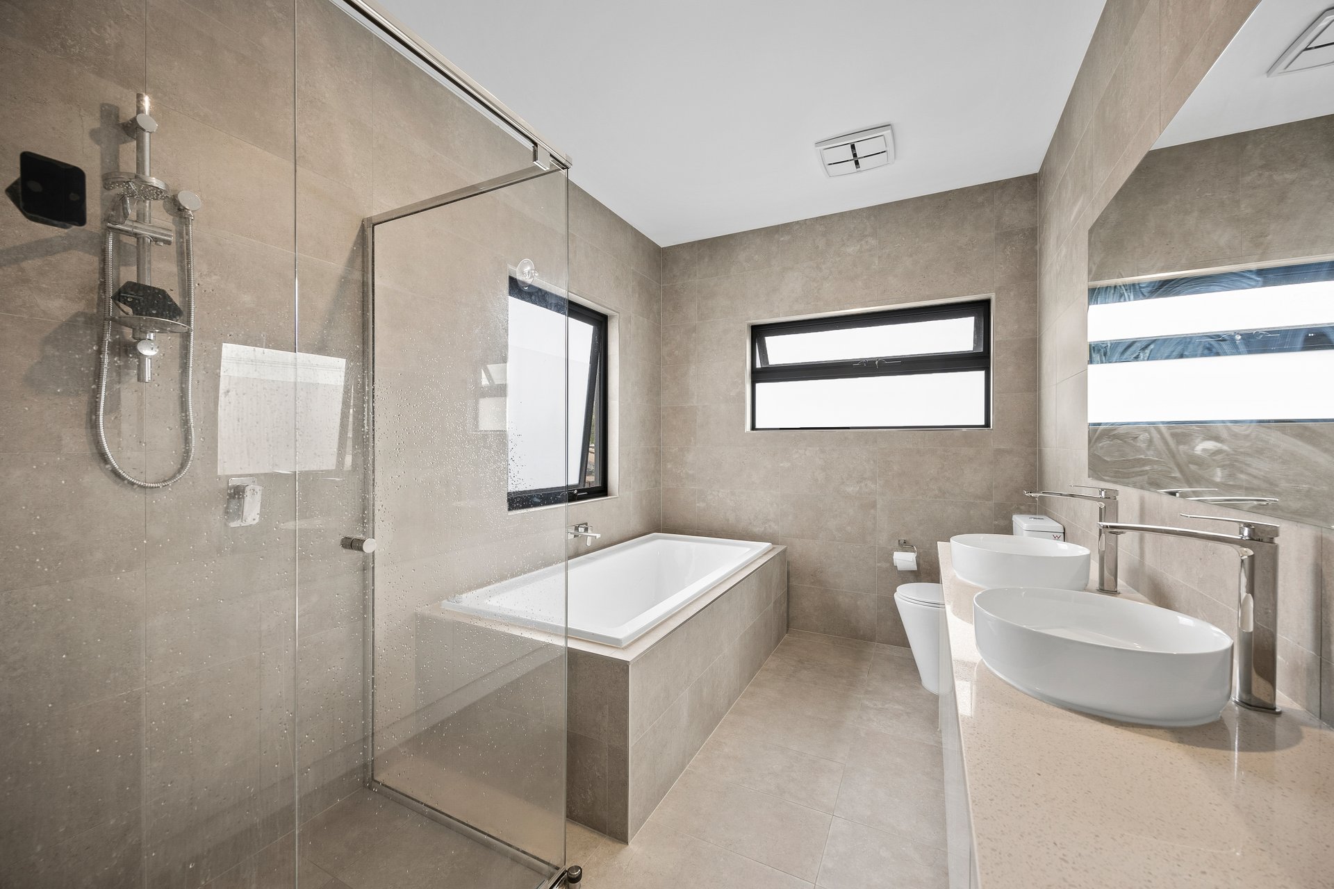 1/12 Stradbroke Crescent, Mulgrave image 9