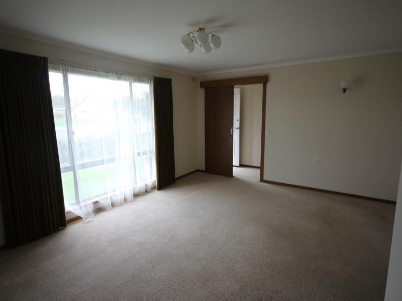 1/12 Vale Street, Alfredton image 6