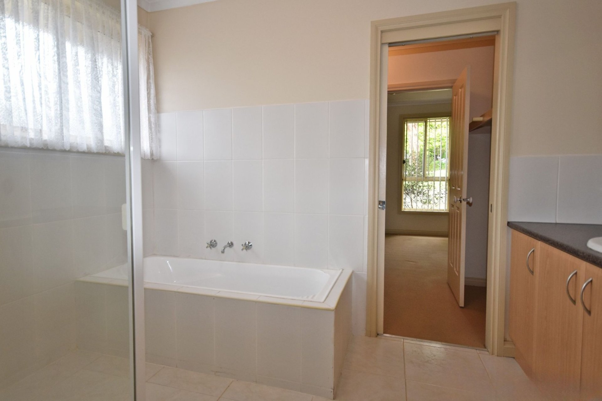 1/12 Victoria Road, Lilydale image 6