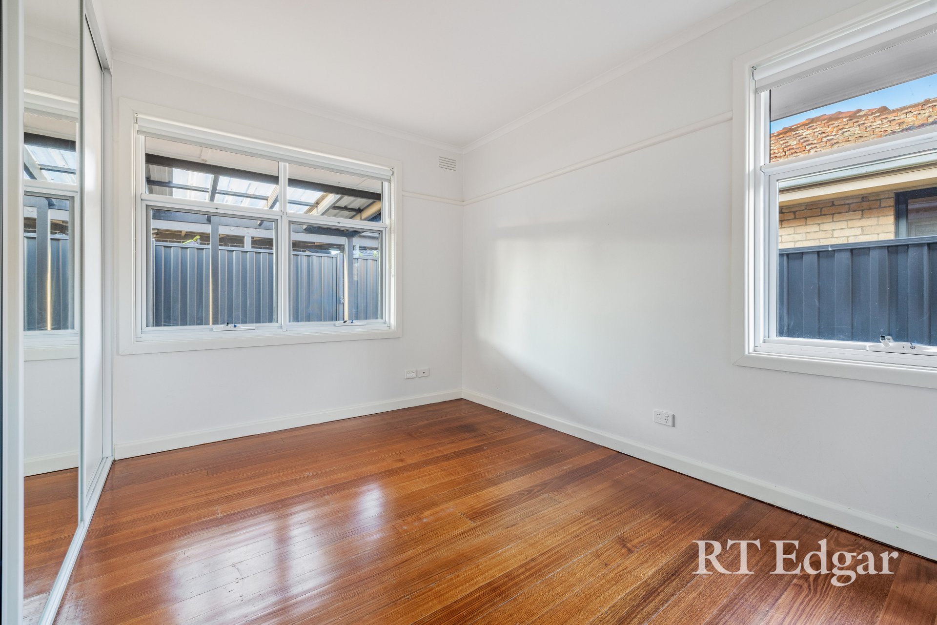 Property Gallery Thumbnail 5