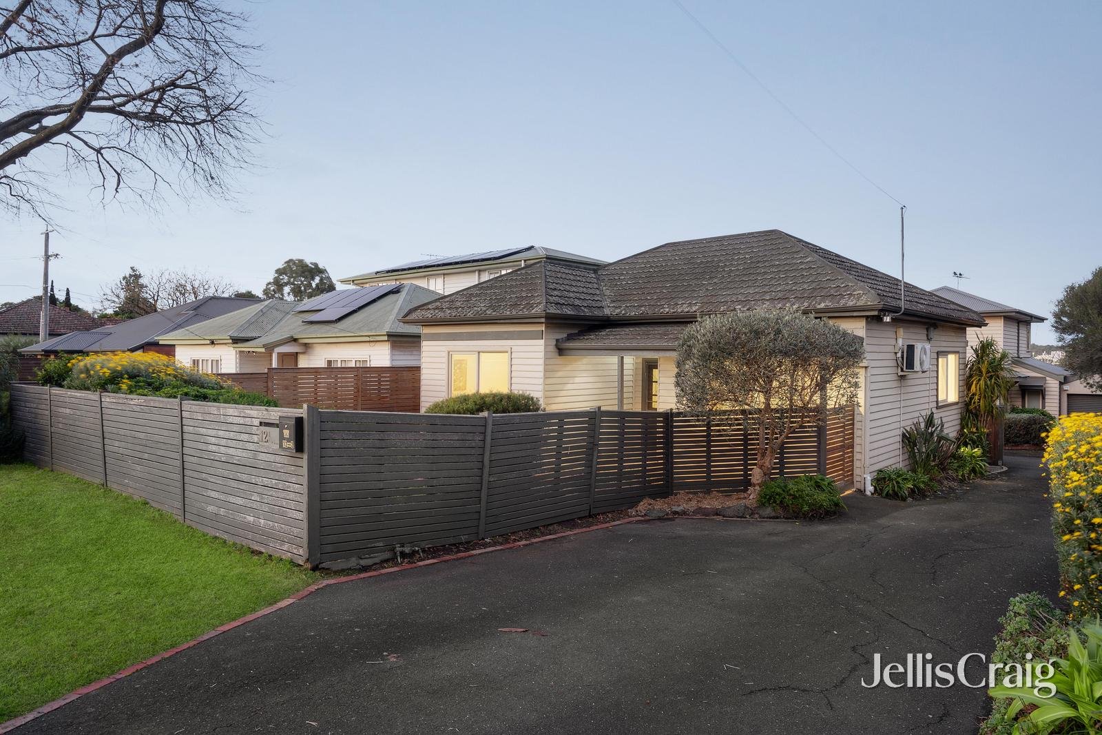 1/12 William Street, Greensborough image 14