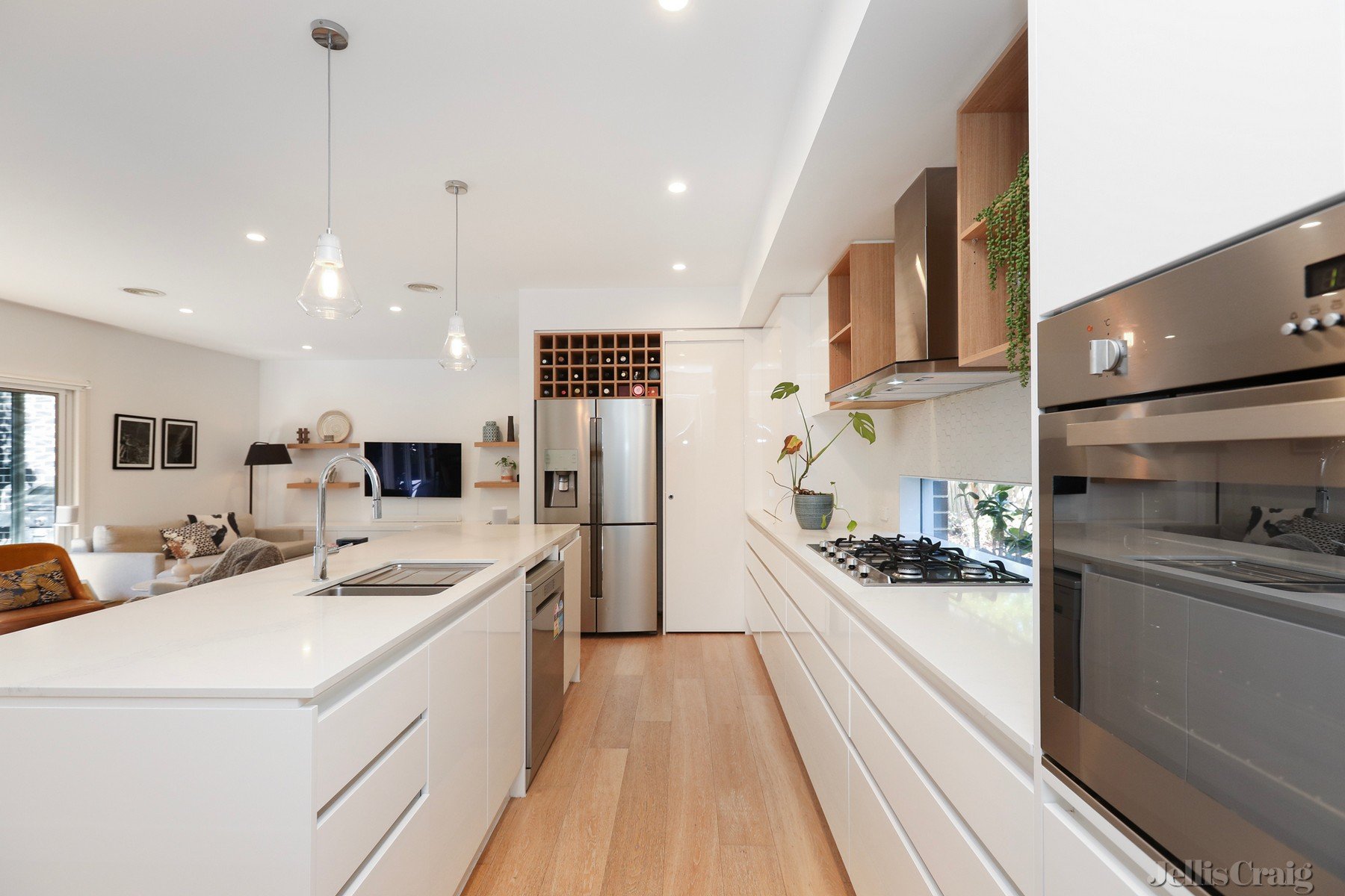 1/120 Ford Street, Ivanhoe image 3