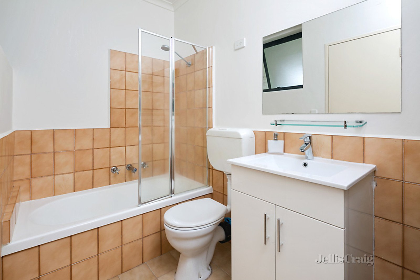 11/20 Ross Street, Northcote image 6