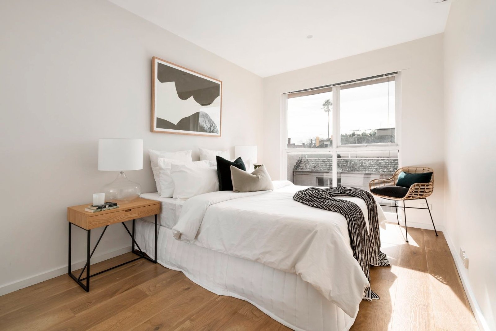 Property Gallery Thumbnail 3