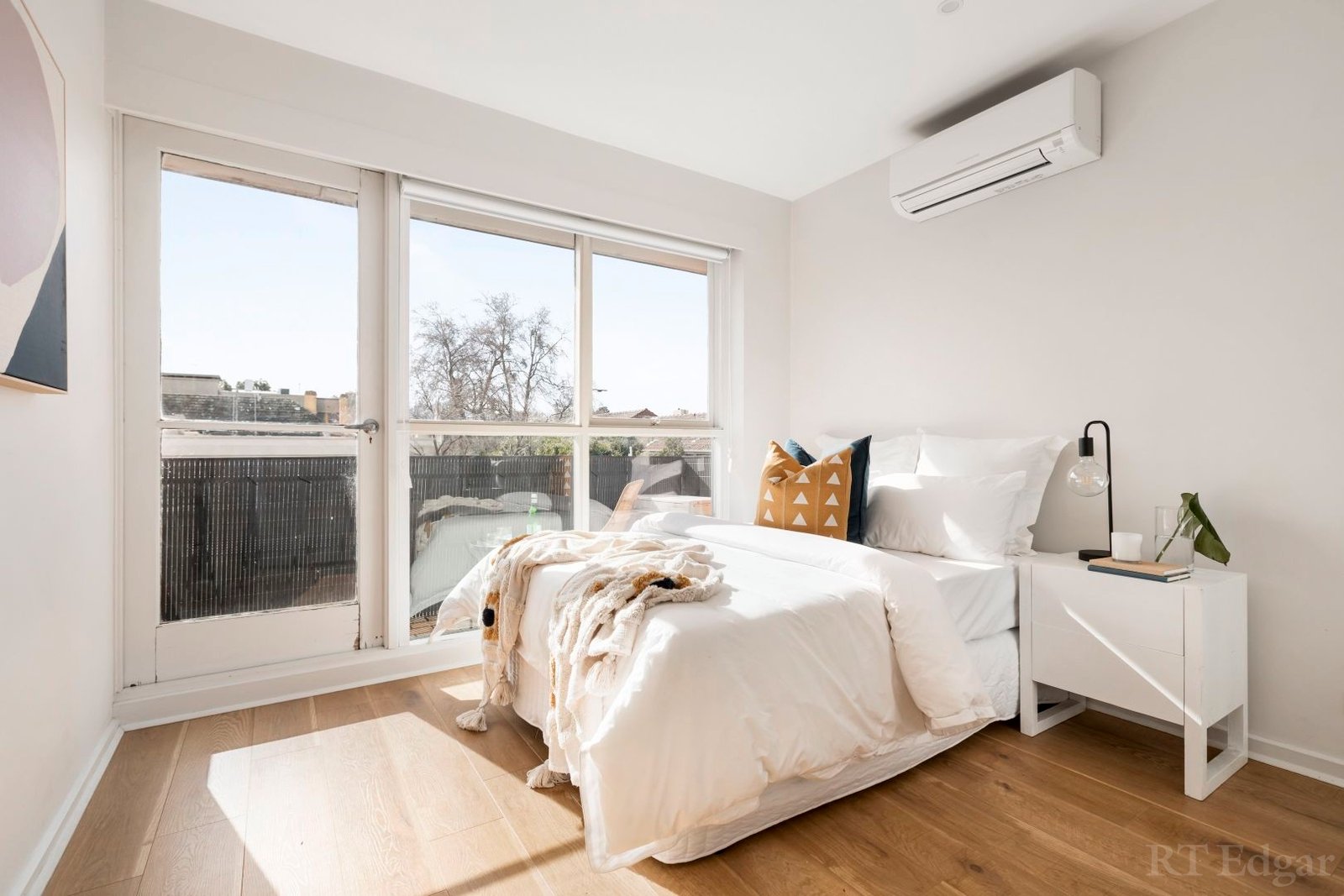Property Gallery Thumbnail 4
