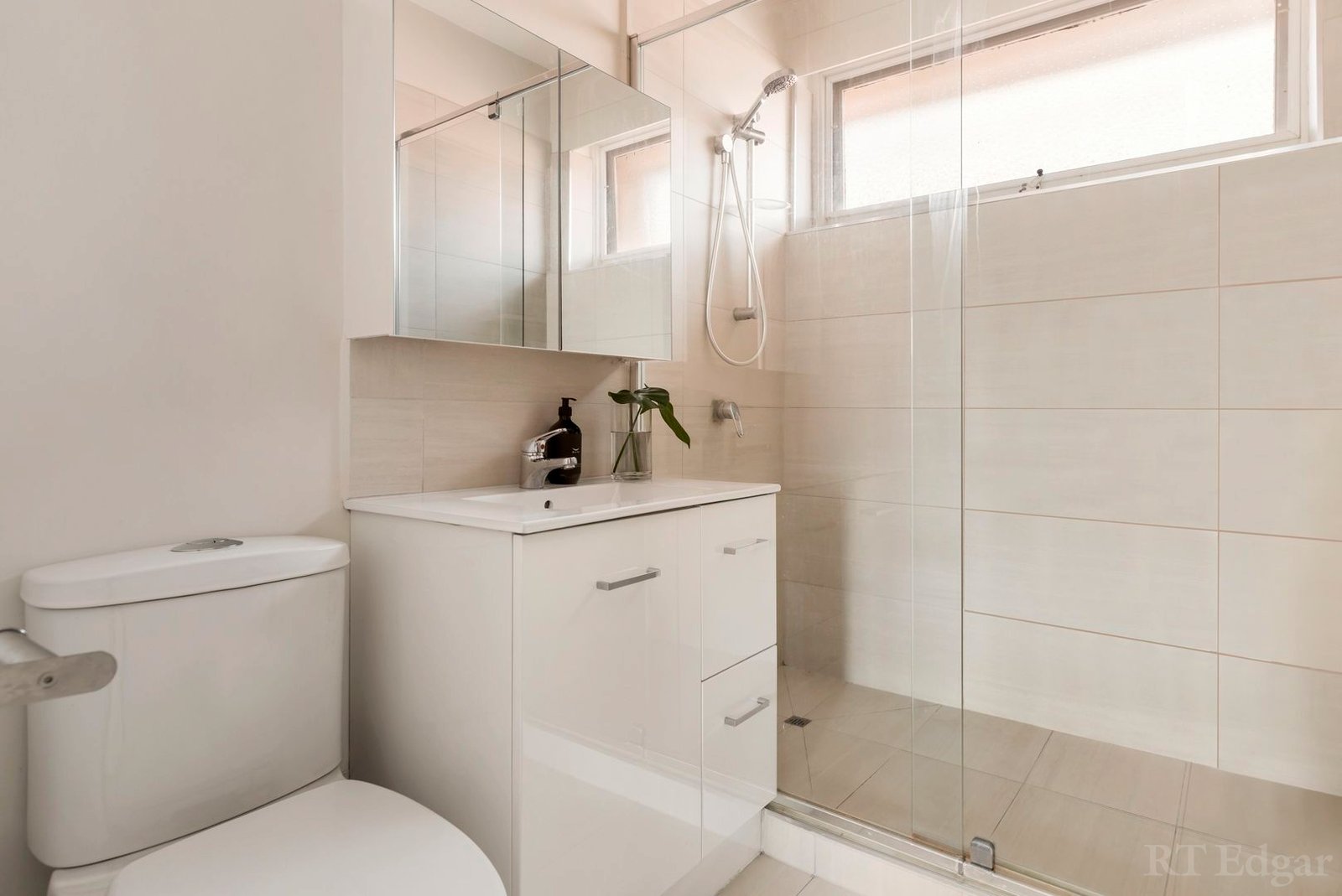 Property Gallery Thumbnail 5